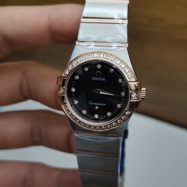 オメガ時計正面デザイン